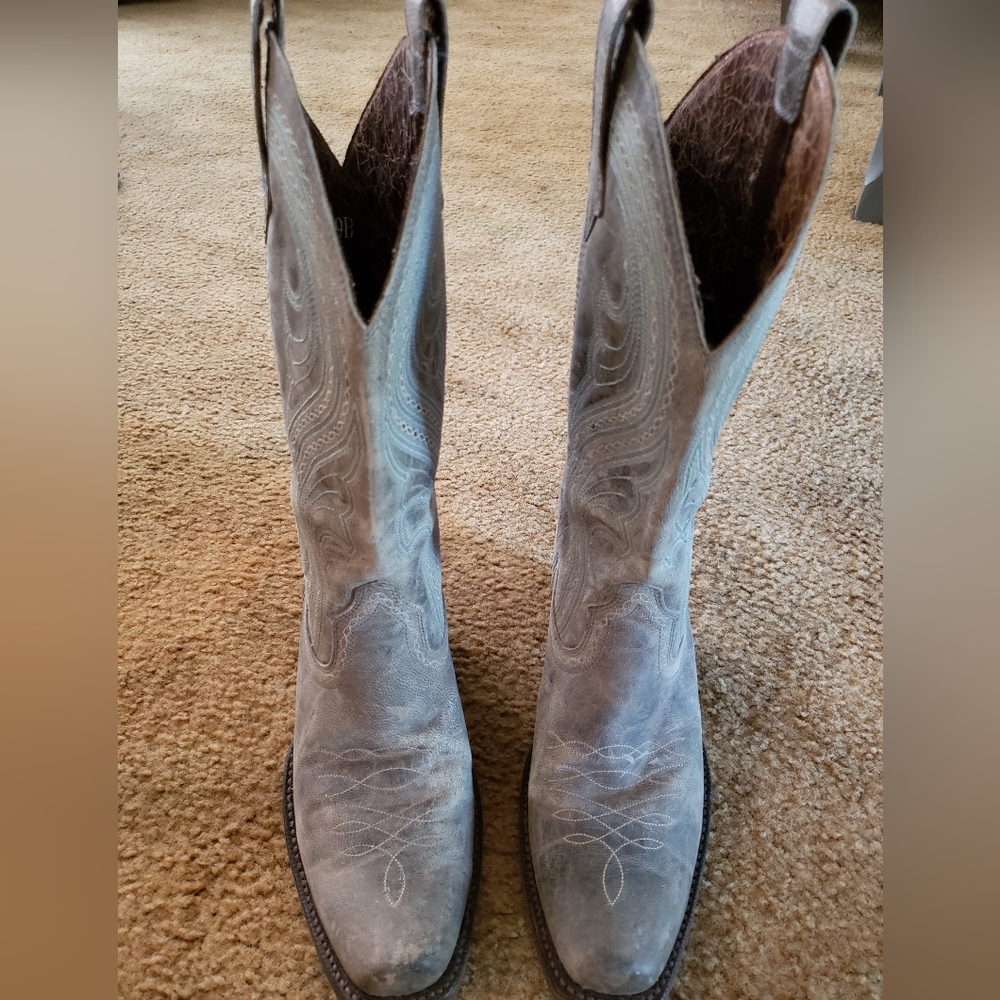 Ariat womens boots size 10